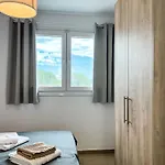Nyaraló Loutra Ajía Paraszkeví