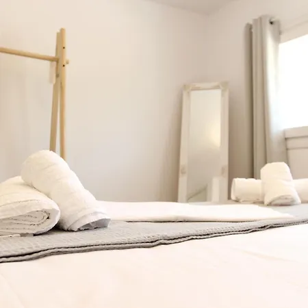 Loutra Case de vacanță Agia Paraskevi (Kassandra)