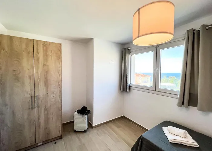 Loutra * Ajía Paraszkeví