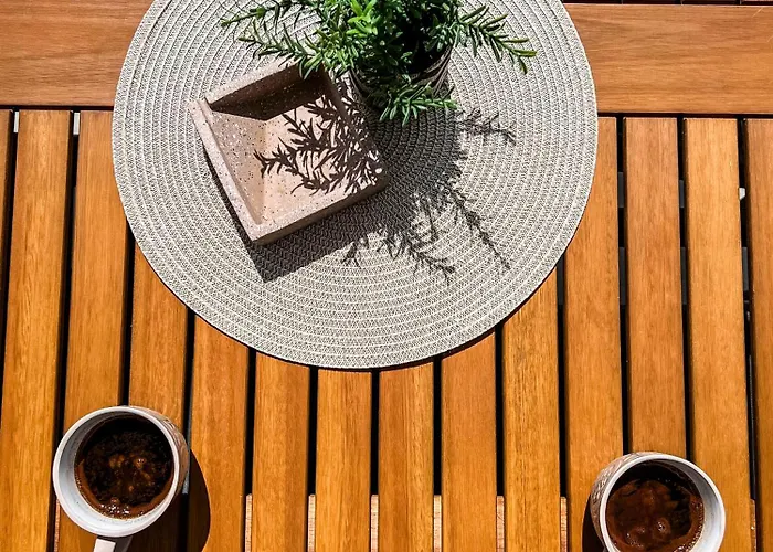 Loutra Nyaraló Ajía Paraszkeví