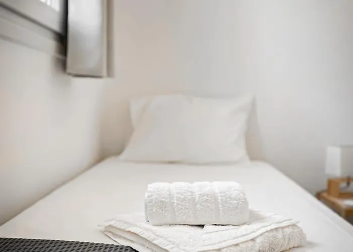 Nyaraló Loutra Ajía Paraszkeví